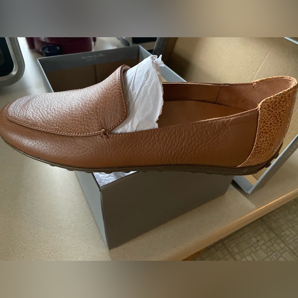 Elora Loafers